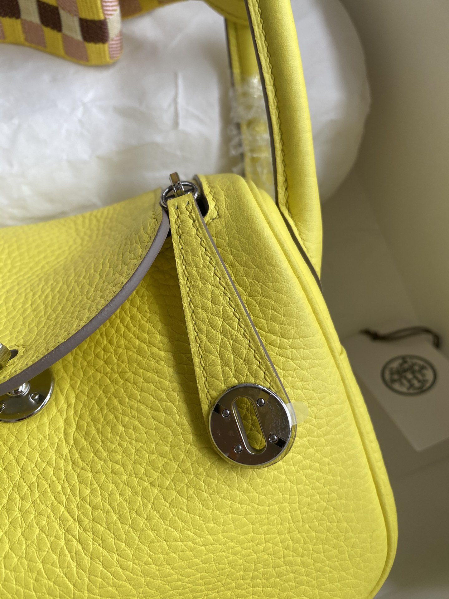 Hermes Mini Lindy 19cm Handbag Shoulder Bag In Lemon Yellow Clemence Leather